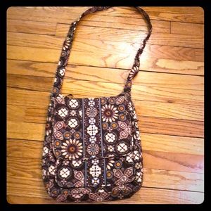Vera Bradley Crossbody Bag with magnetic closure
